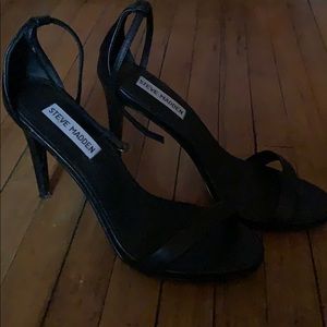 Heel black sandals